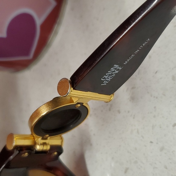 Vintage GIANNI VERSACE 90's sunglasses (mod 617/B col 900) - Picture 5 of 11